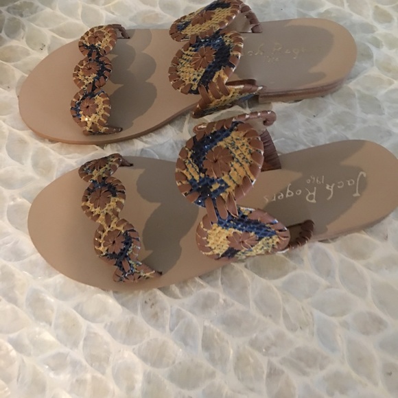 Shoes - Picture 2 of 5